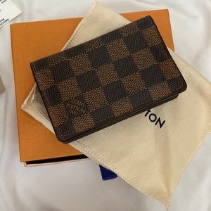 LV card holder